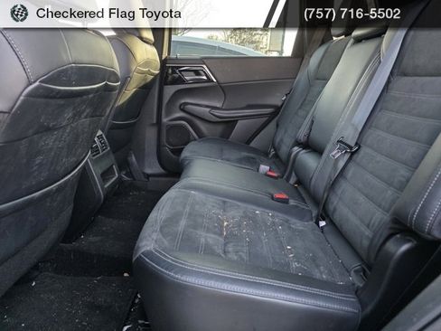 Used 2022 Mitsubishi Outlander SEL Black Edition image 21