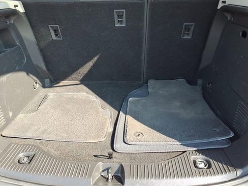 Used 2022 Buick Encore Preferred image 24