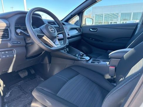 Used 2023 Nissan Leaf SV Plus image 14