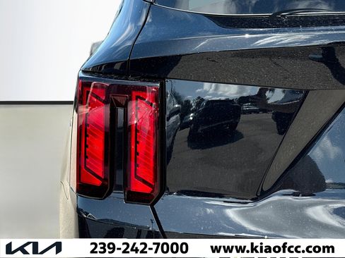 New 2026 Kia Sorento LX image 9