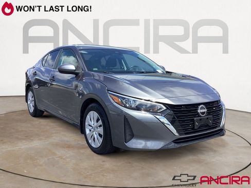 Used 2025 Nissan Sentra S FWD image 1