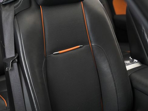 Used 2020 Rolls-Royce Dawn image 60