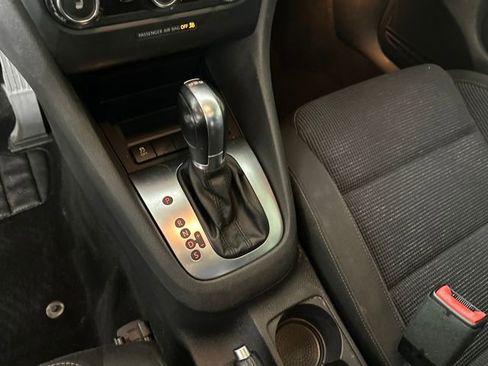 Used 2014 Volkswagen Golf TDI image 20