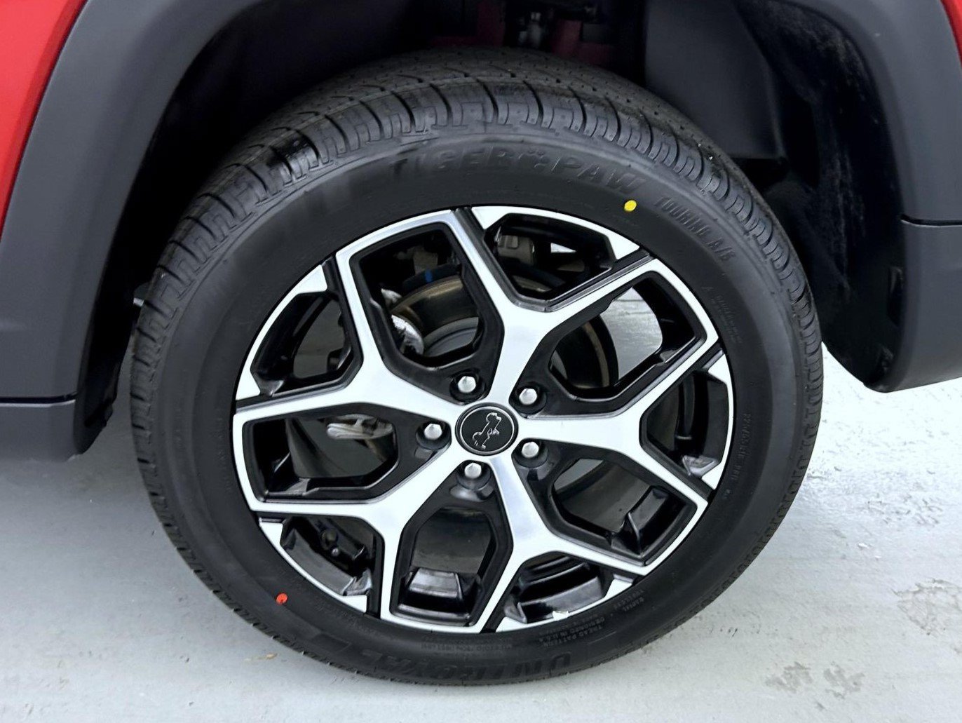 Certified 2025 Jeep Compass Limited AWD/4WD image 23