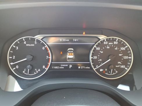 Used 2024 Nissan Rogue SV FWD image 23