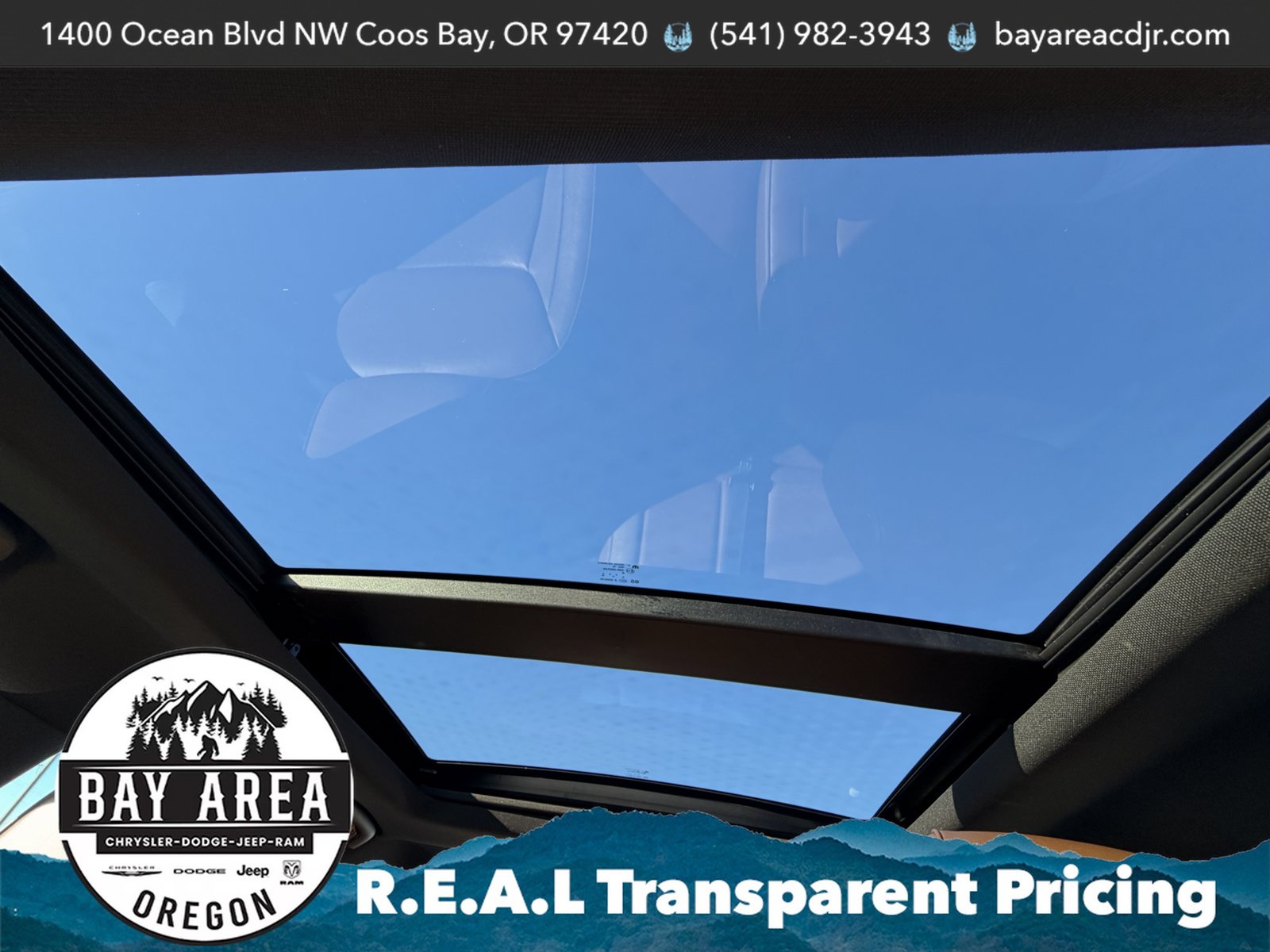 Used 2019 Chrysler 300 Limited w/ Light Group RWD image 19
