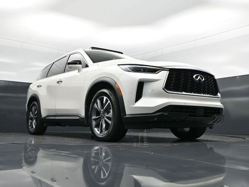 Certified 2023 INFINITI QX60 Luxe w/ Performance Audio Package image 47