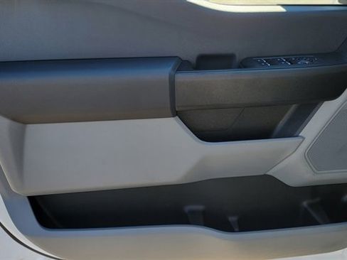 Used 2024 Ford F250 XL w/ XL Chrome Package image 16