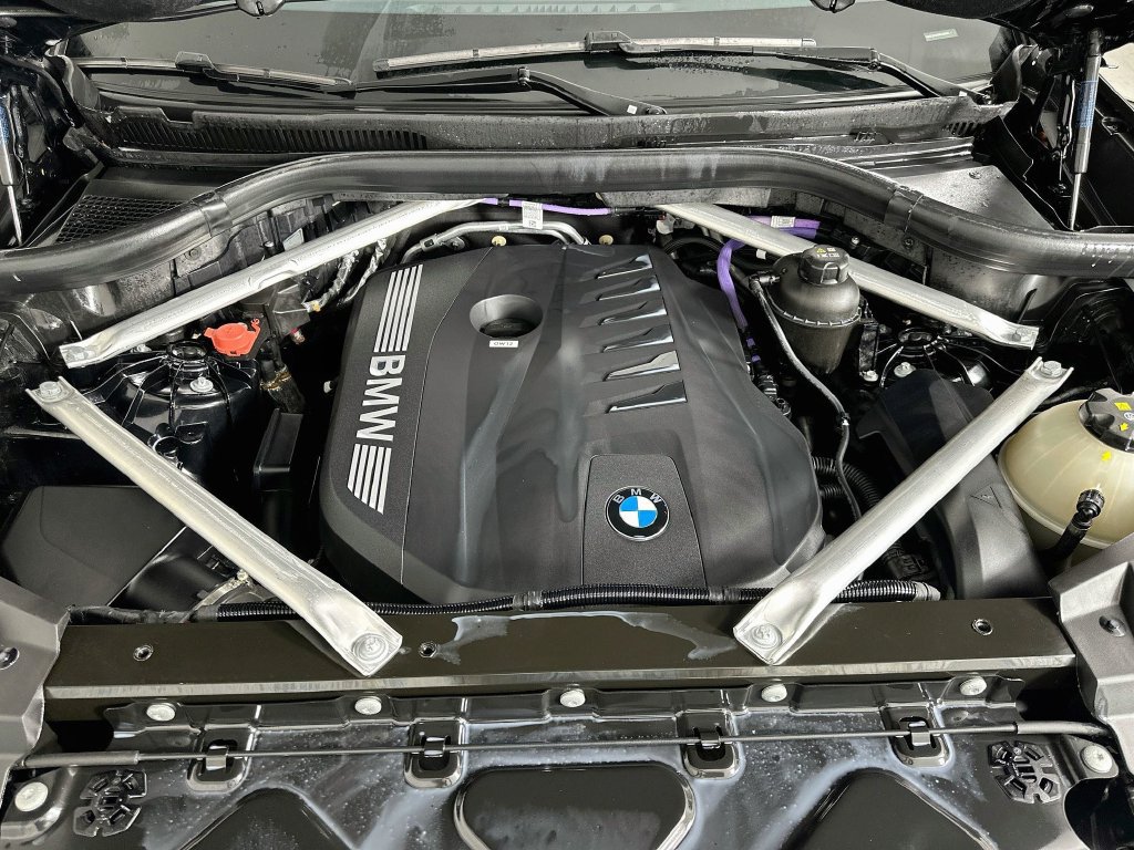Certified 2024 BMW X5 xDrive40i w/ Premium Package AWD/4WD image 31