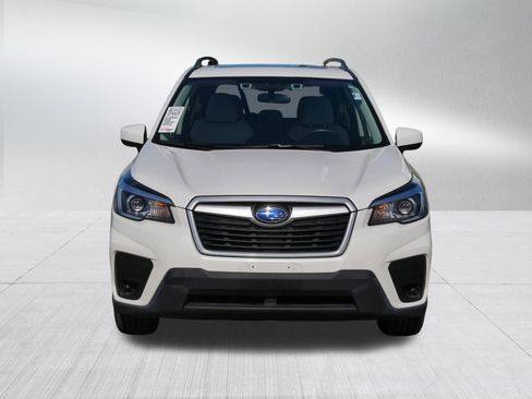Used 2019 Subaru Forester Premium AWD/4WD image 2
