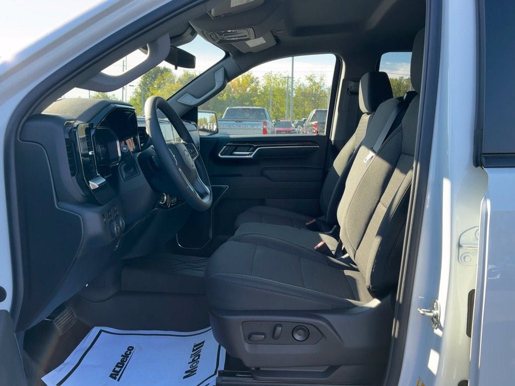 New 2026 Chevrolet Silverado 1500 RST w/ RST Select Package AWD/4WD image 22