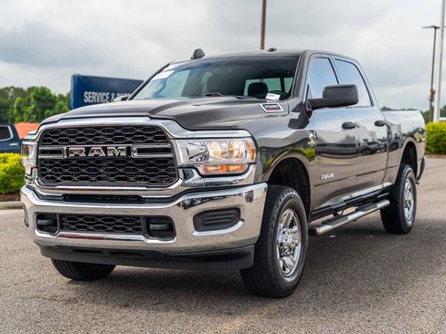 Used 2021 RAM 2500 Tradesman AWD/4WD image 3