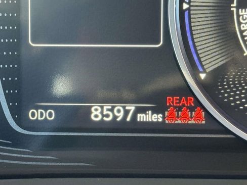 Used 2025 Lexus ES 300h w/ Premium Package image 30