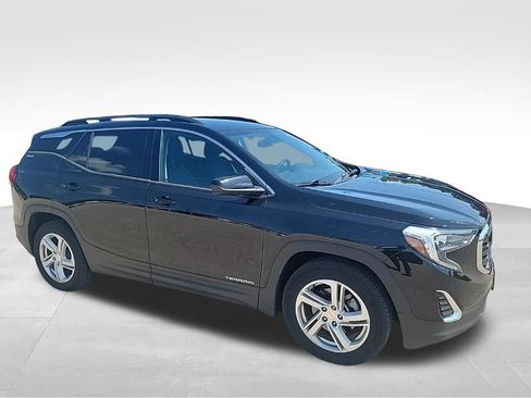 Used 2018 GMC Terrain SLE w/ Driver Convenience Package FWD image 3
