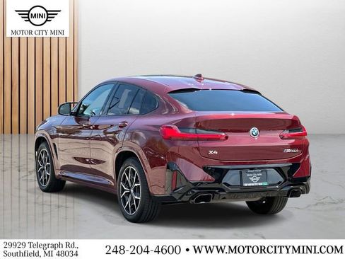 Used 2025 BMW X4 M40i AWD/4WD image 5