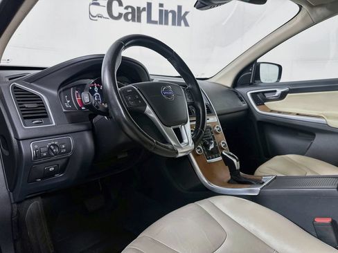Used 2017 Volvo XC60 T5 Inscription w/ Preferred Option Package AWD/4WD image 10