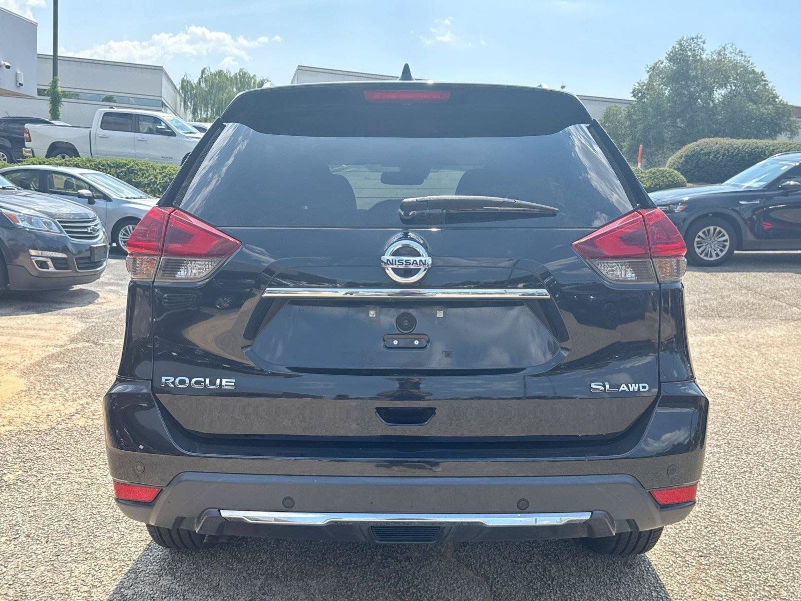 Used 2020 Nissan Rogue SL AWD/4WD image 6