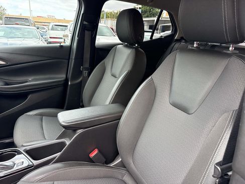 Used 2025 Buick Encore GX Preferred FWD image 24
