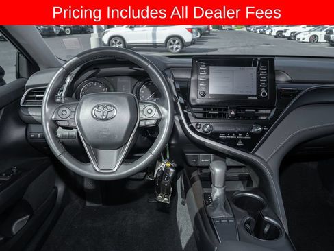 Used 2024 Toyota Camry SE FWD image 6