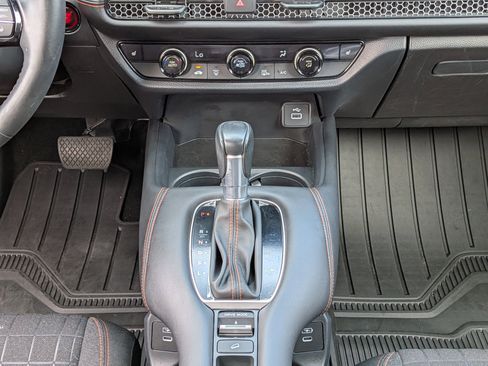 Used 2025 Honda HR-V Sport image 19