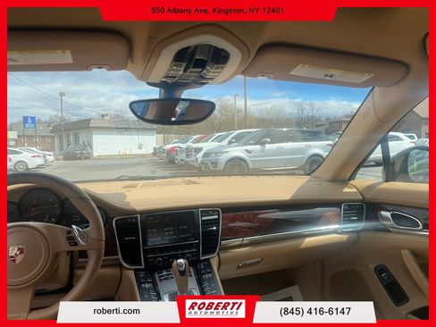 Used 2012 Porsche Panamera 4 image 17