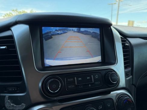 Used 2017 Chevrolet Tahoe Premier AWD/4WD image 18