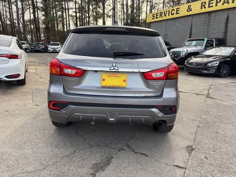 Used 2018 Mitsubishi Outlander Sport SE image 6