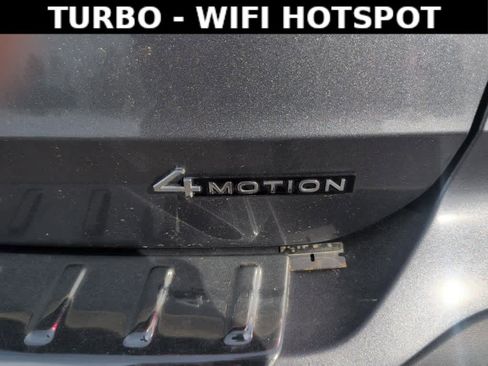 Used 2022 Volkswagen Taos SE image 5