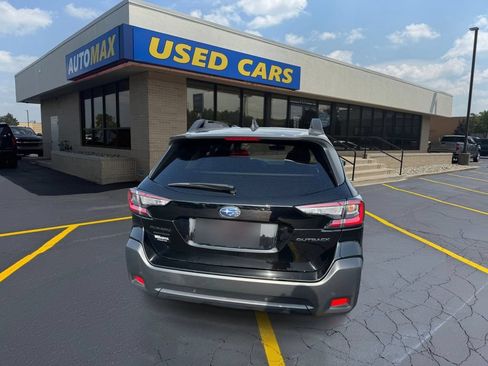 Used 2024 Subaru Outback Onyx Edition AWD/4WD image 4