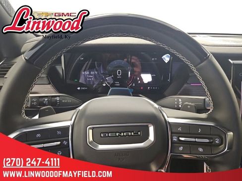 New 2026 GMC Acadia Denali w/ Super Cruise Package FWD image 26