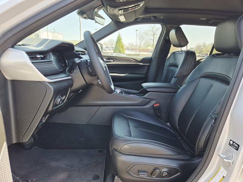 New 2026 Jeep Grand Cherokee Limited w/ Limited Altitude Package image 12