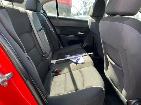 Used 2014 Chevrolet Cruze LT image 14