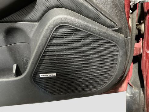 Used 2017 Subaru Outback 2.5i Limited w/ Popular Package #5 image 18