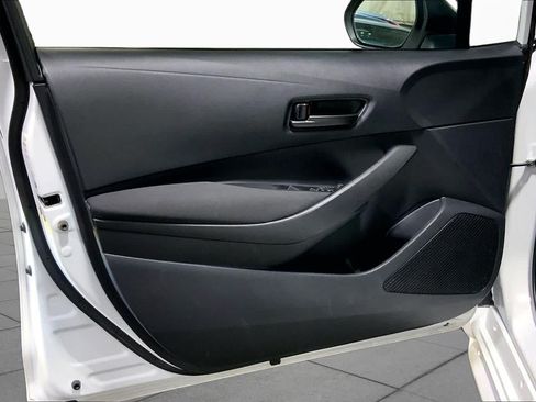 Used 2024 Toyota Corolla LE FWD image 22