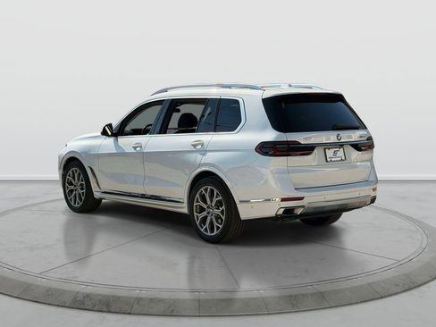 Used 2026 BMW X7 xDrive40i image 5