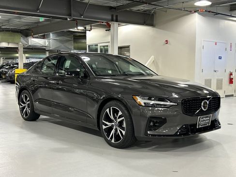 Used 2024 Volvo S60 B5 Plus AWD/4WD image 1