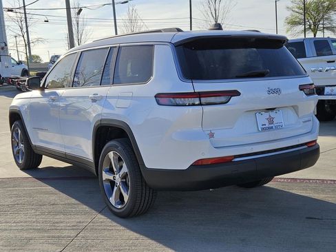 New 2026 Jeep Grand Cherokee L Limited image 3