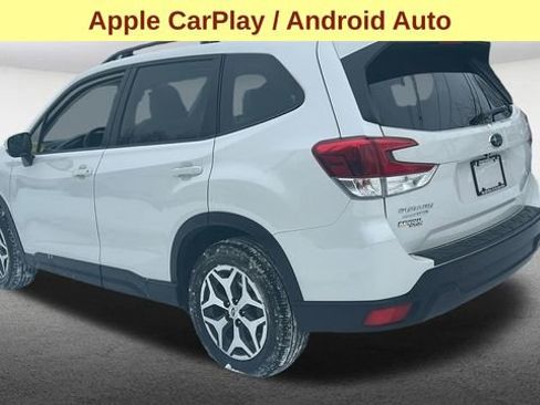 Certified 2023 Subaru Forester Premium image 6