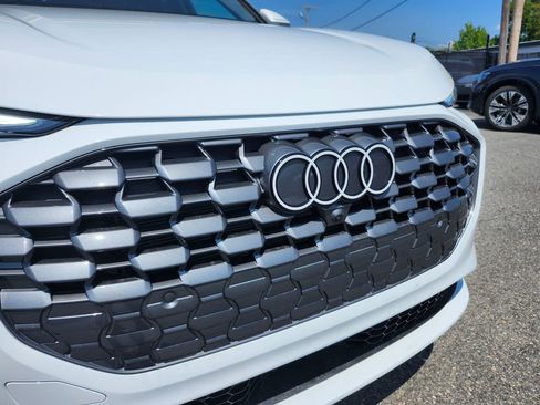 New 2025 Audi Q5 Premium Plus image 18