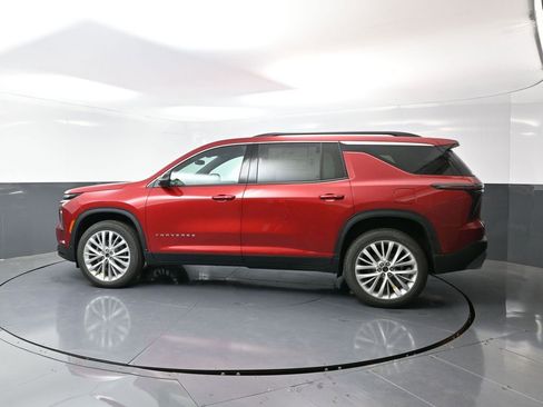 New 2026 Chevrolet Traverse LT image 8