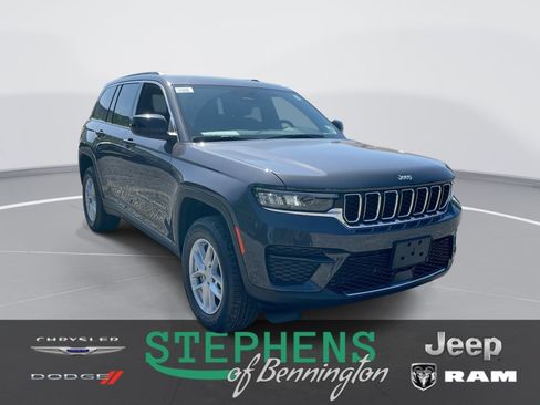 New 2025 Jeep Grand Cherokee Laredo X image 1
