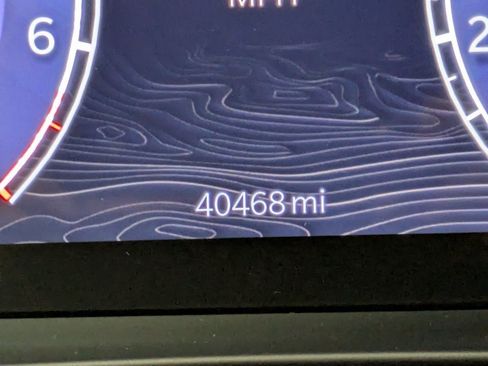 Used 2023 Jeep Grand Cherokee Altitude image 15