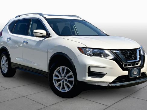 Used 2018 Nissan Rogue SV w/ Sun & Sound Touring Package AWD/4WD image 3