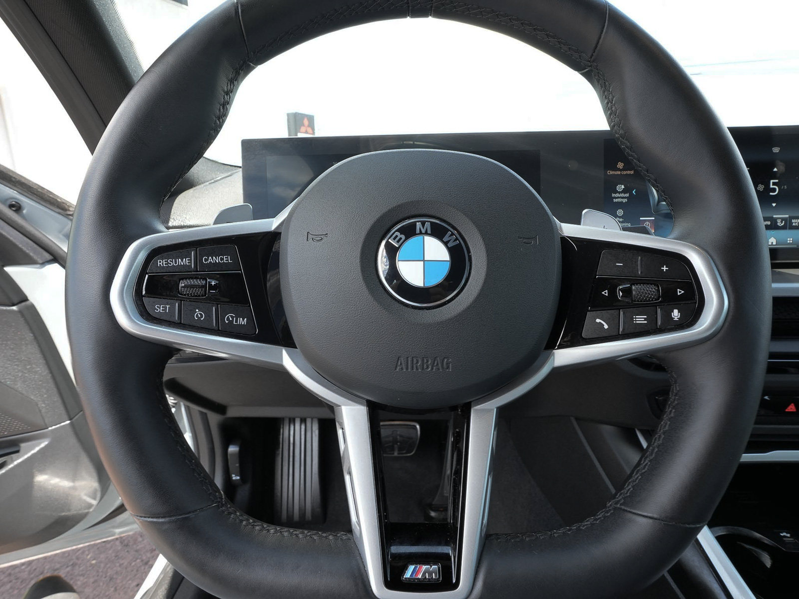 Used 2026 BMW 330i xDrive Sedan AWD/4WD image 18