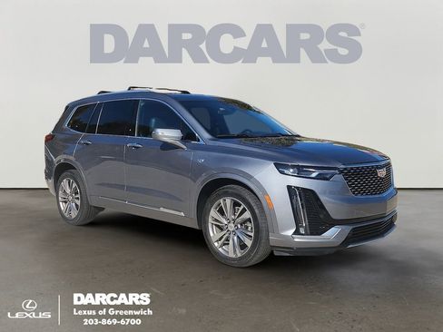 Used 2022 Cadillac XT6 Premium Luxury image 1