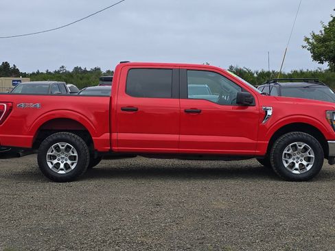 Used 2023 Ford F150 XLT AWD/4WD image 3