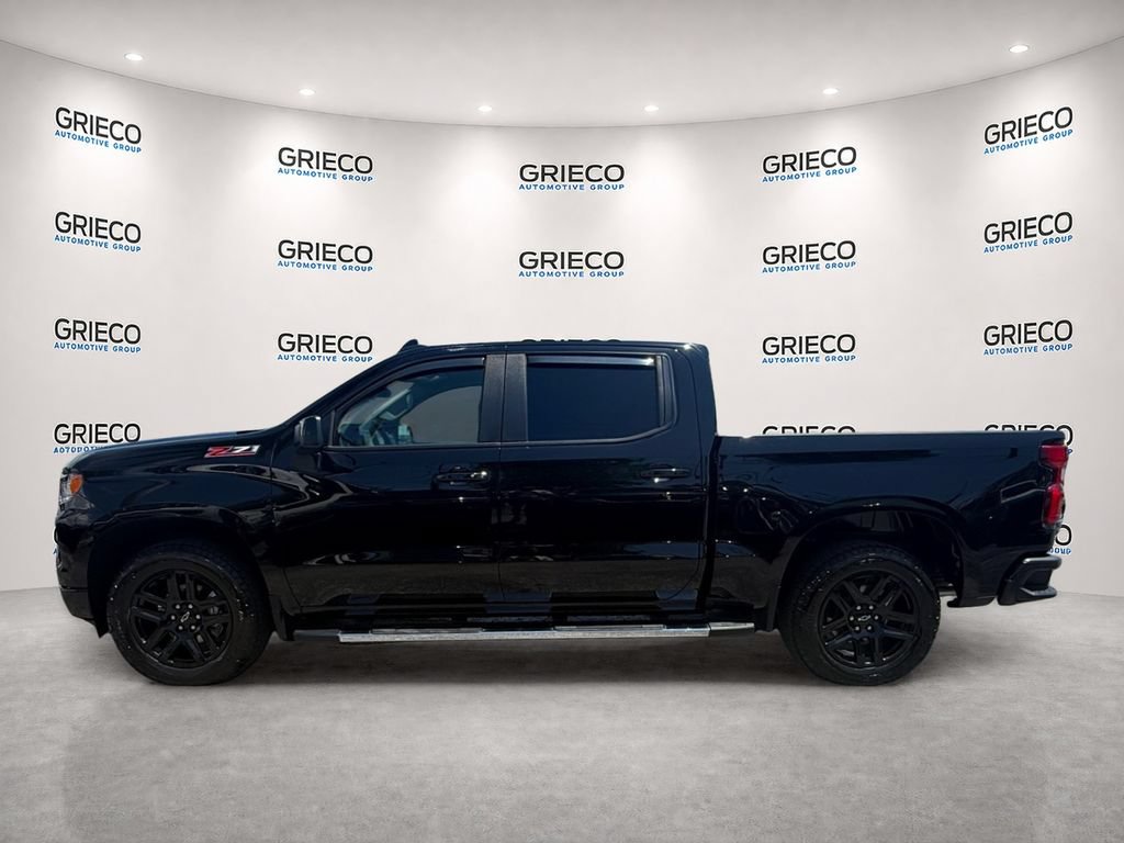 Used 2025 Chevrolet Silverado 1500 RST w/ Z71 Off-Road Package AWD/4WD image 4