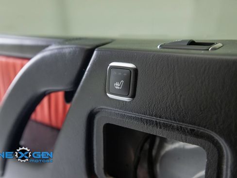 Used 2013 Mercedes-Benz G 63 AMG 4MATIC image 34