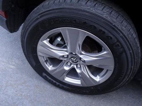 Used 2023 Toyota RAV4 XLE image 21