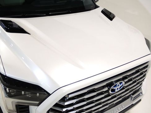 Used 2024 Toyota Tundra Capstone AWD/4WD image 9